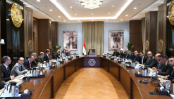 رئيس الحكومة: تنسيق كامل بين الوزارات لضمان موسم حج ناجح للمصريين